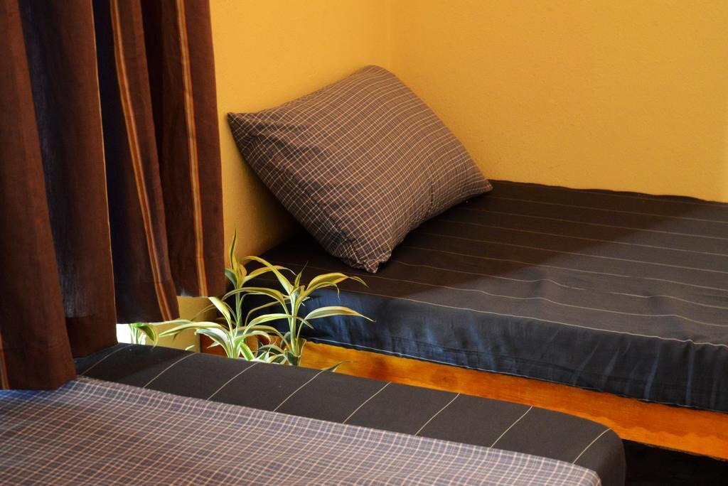 Jungle Beach Hostel Unawatuna Quarto foto